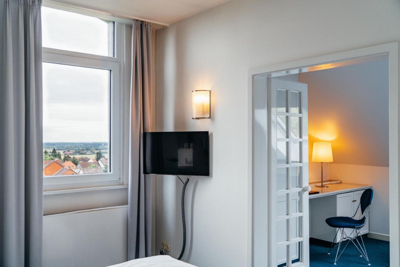 Hotel Benther Berg Ronnenberg ภายนอก รูปภาพ
