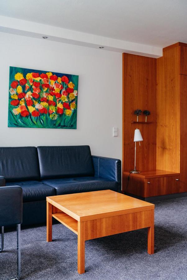 Hotel Benther Berg Ronnenberg ภายนอก รูปภาพ